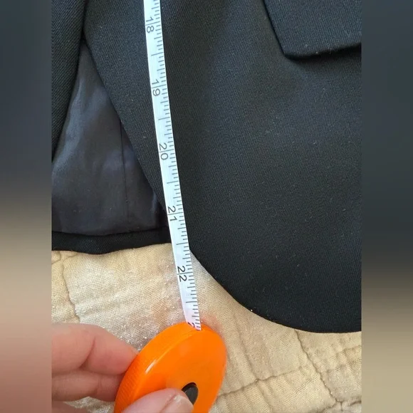 Express Women's Classic Black Suit Jacket - Picture 7 of 9